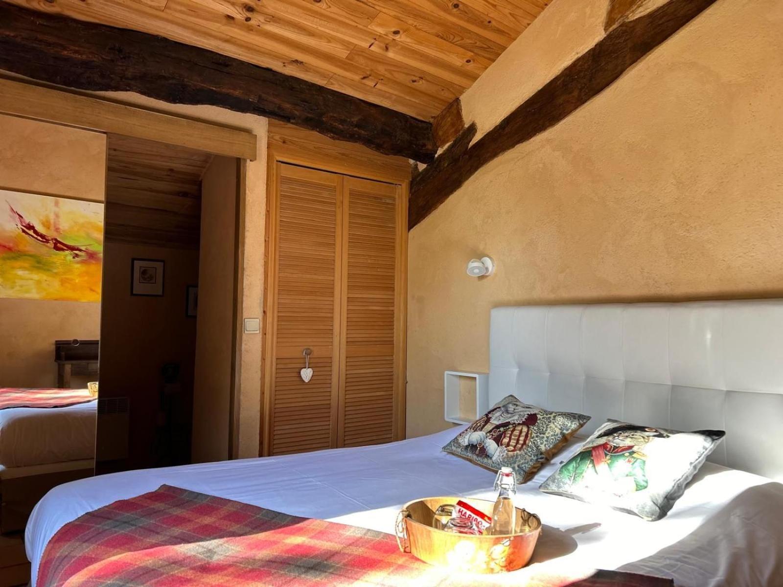 Le Clos Pastel Chambres D'Hotes & Gite Virac Ngoại thất bức ảnh